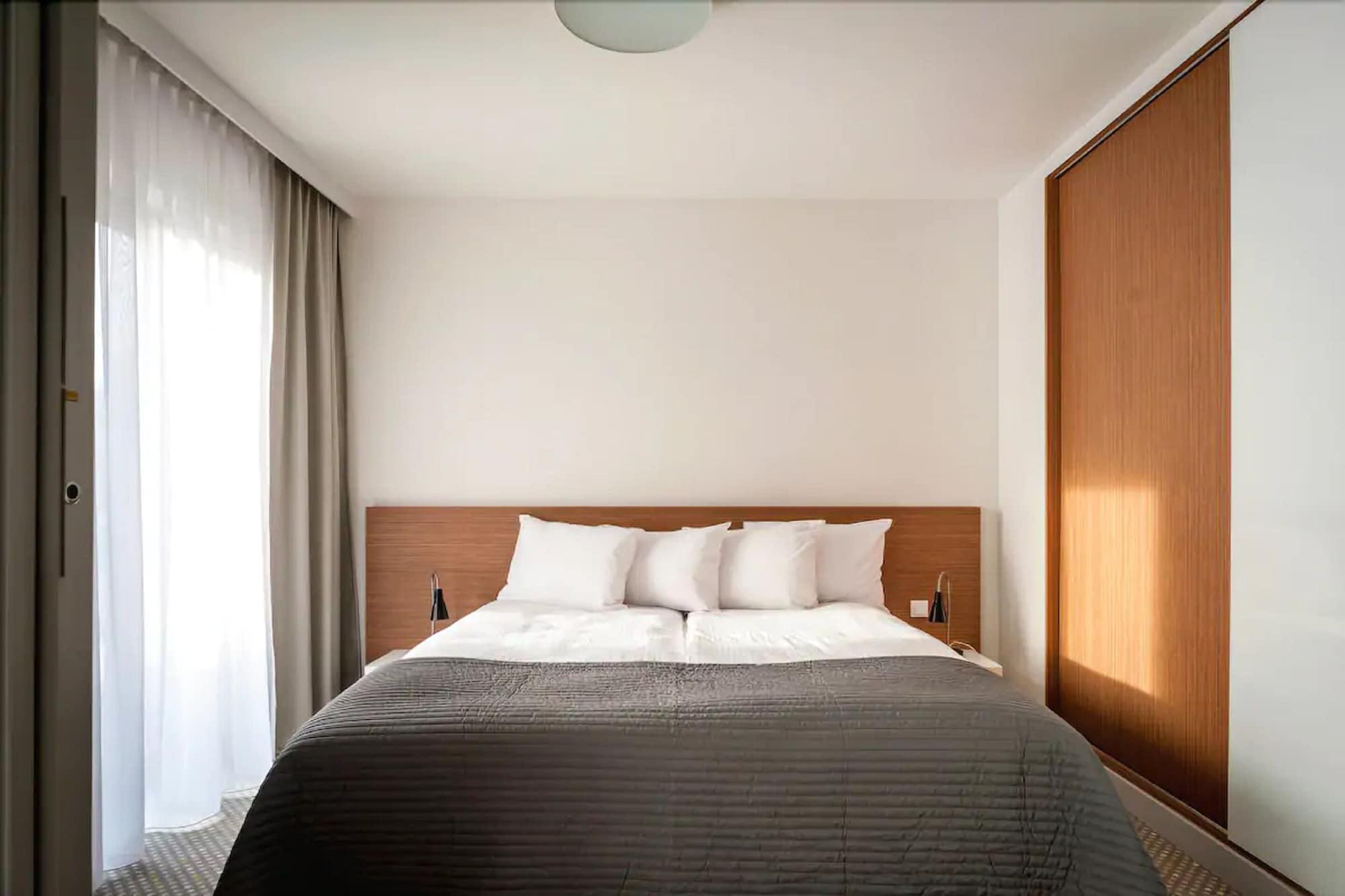 Invite Aparthotel Wroclaw Exterior photo