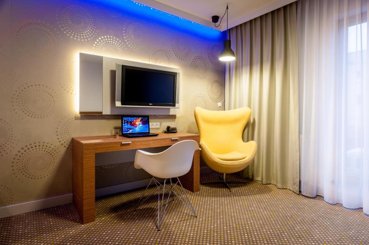 Invite Aparthotel Wroclaw Exterior photo